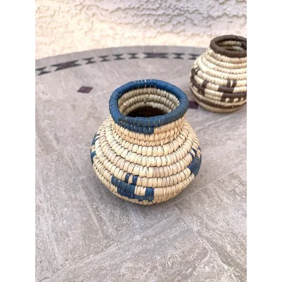 3 Miniature Native American Hand Woven Coiled Grass Seed Pots Papago Animals - Picture 6 of 13